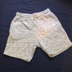 🚨H&M’s Sweat Shorts🚨